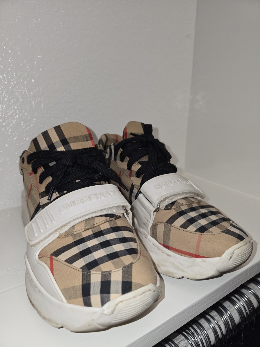 Burberry Tan Plaid Sneakers with Black Laces and Red Accent - Picture 6 of 11